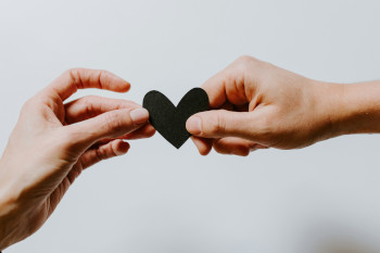 Trauma Bonding in Paarbeziehungen verstehen und lösen