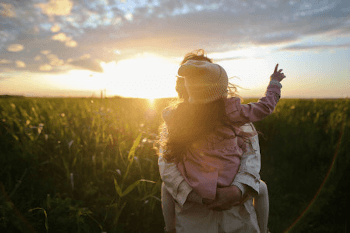 Wie Bäume Kinder achtsamer werden lassen